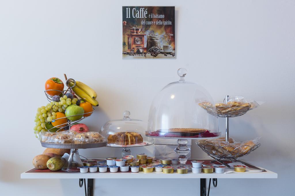 Central Avenue B&B Bologna Eksteriør bilde