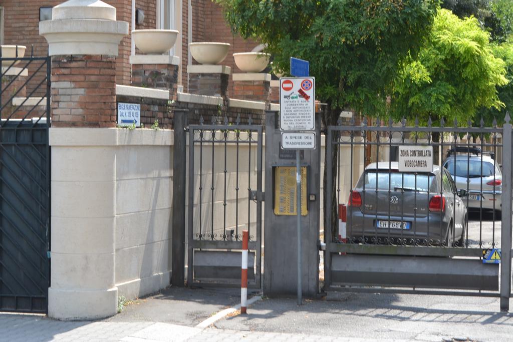 Central Avenue B&B Bologna Eksteriør bilde