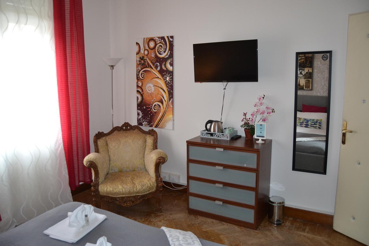 Central Avenue B&B Bologna Eksteriør bilde