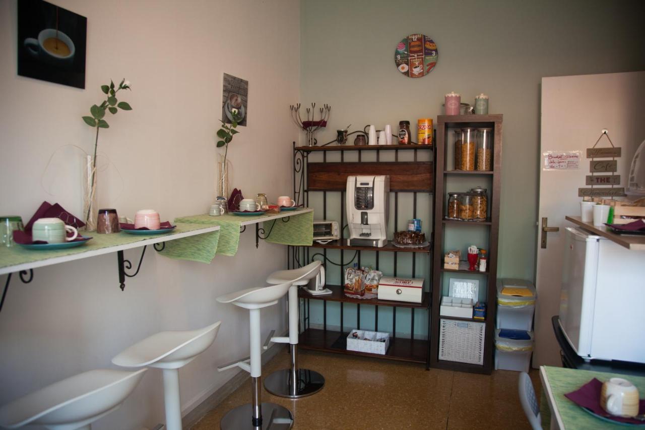Central Avenue B&B Bologna Eksteriør bilde