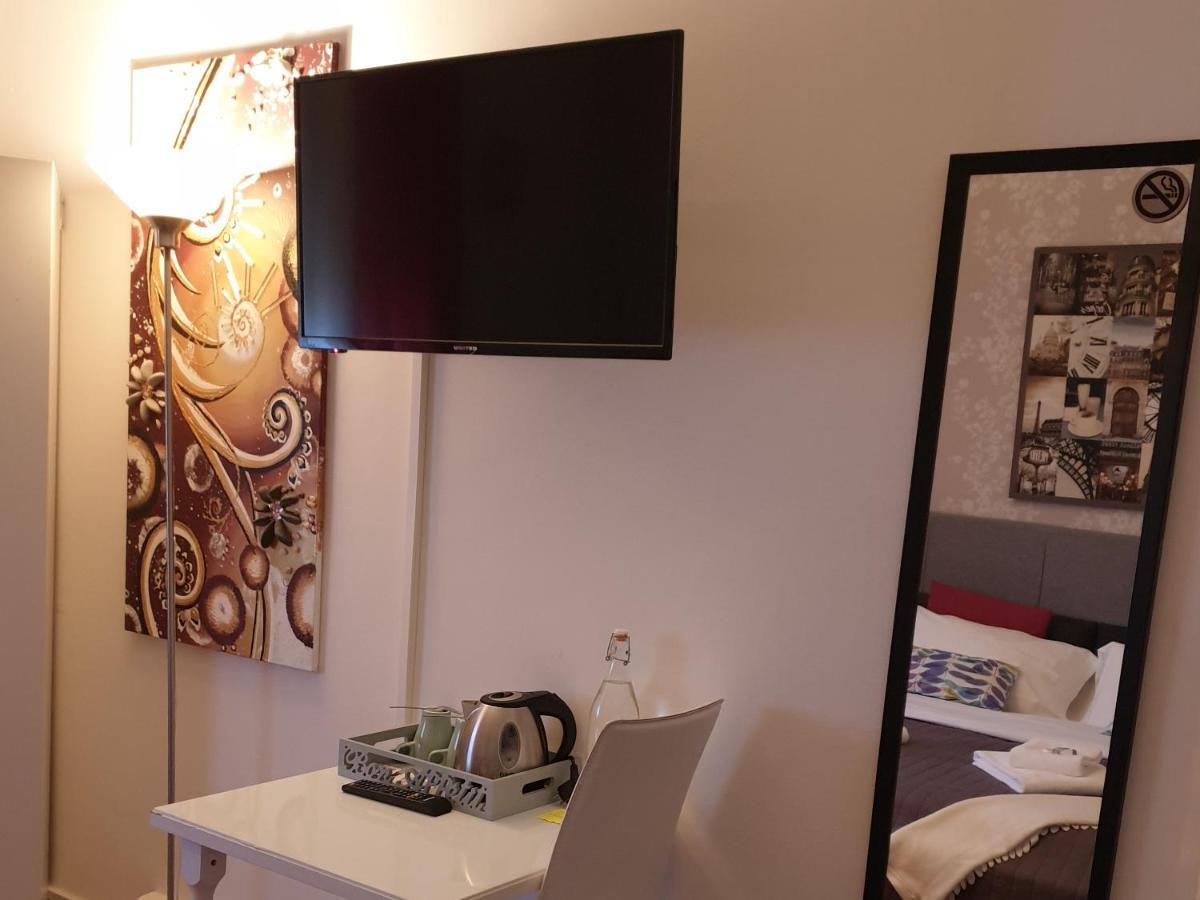 Central Avenue B&B Bologna Eksteriør bilde